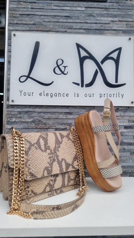 SANDALES COMPENSÉES À BRIDES